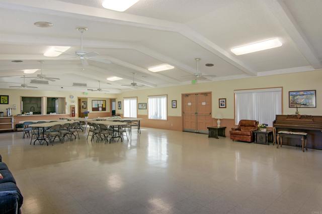 Detail Gallery Image 24 of 25 For 1600 E Vista Way #23,  Vista,  CA 92084 - 2 Beds | 2 Baths