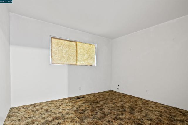 2924 N Francisco Way, Antioch CA: https://media.crmls.org/mediaz/1267b630-d36f-4965-b2c3-6cf874e0126e.jpg