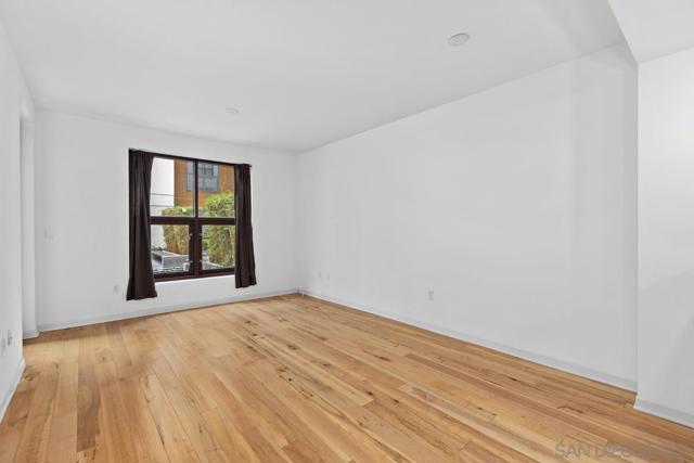 1150 J Street, San Diego CA: https://media.crmls.org/mediaz/1268655c-630a-406c-9d18-b798d09394bb.jpg