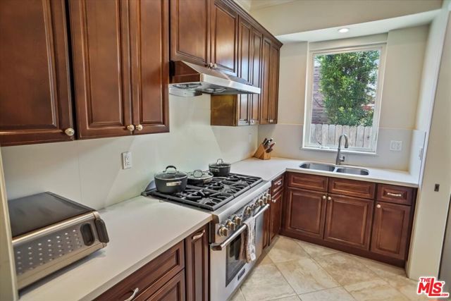 Drew Fenton | 1701 Roscomare Road Los Angeles CA | MLS: 7625124 Drew Fenton | 1701 Roscomare Road Los Angeles CA | MLS: 7625124