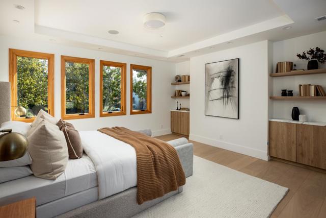 1307 University Avenue, Palo Alto CA: https://media.crmls.org/mediaz/126a8071-c5db-4e97-b202-ff8082554e32.jpg
