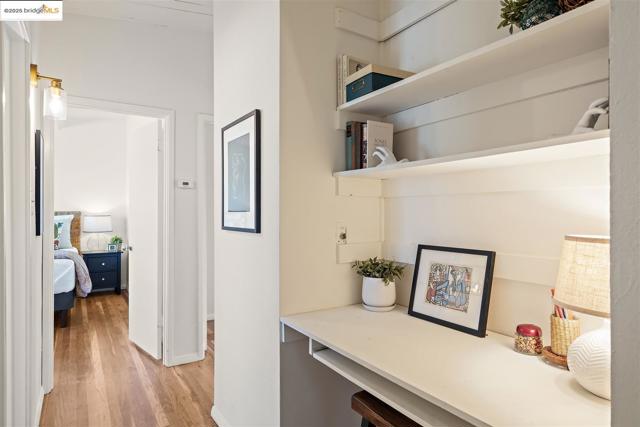 2871 Stephen Dr, Richmond CA: https://media.crmls.org/mediaz/126a94d5-0097-481a-8053-4de108cdc040.jpg
