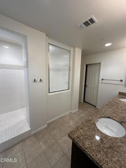 Detail Gallery Image 16 of 21 For 1016 Los Angeles Ave #104,  Ventura,  CA 93004 - 3 Beds | 2 Baths