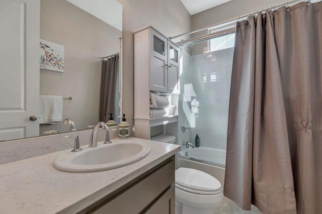1667 Santana Ranch Drive, Hollister CA: https://media.crmls.org/mediaz/126c7eb1-55e5-4388-8d1d-ce2df7d729b3.jpg