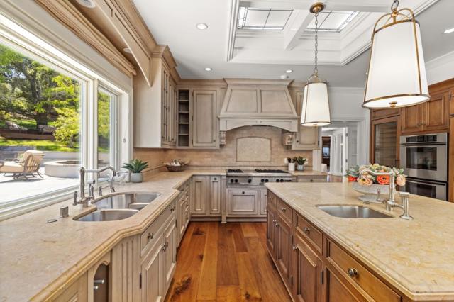 16541 Cypress Way, Los Gatos CA: https://media.crmls.org/mediaz/126cf5ee-dd39-4ae7-baac-45ccbf432c11.jpg