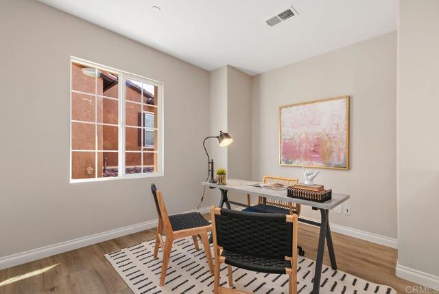 13020 La Porta Point, San Diego CA: https://media.crmls.org/mediaz/126eb2c8-1515-4a50-84d9-0b4f67b320e0.jpg