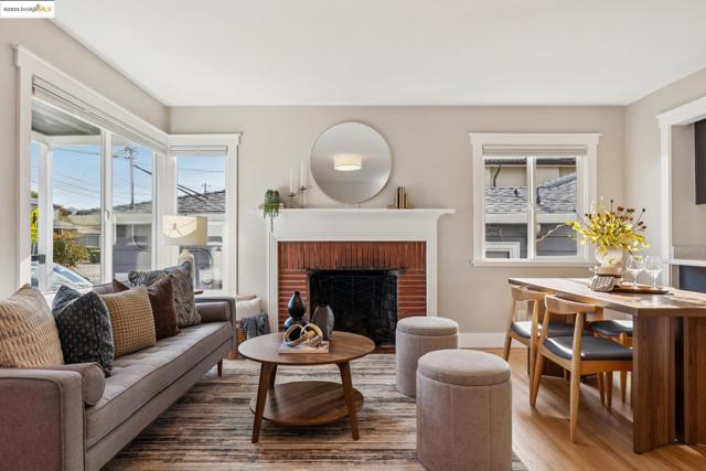 1417 Richmond St, El Cerrito CA: https://media.crmls.org/mediaz/126ebdeb-b468-46c1-84ae-ad015aa27cac.jpg