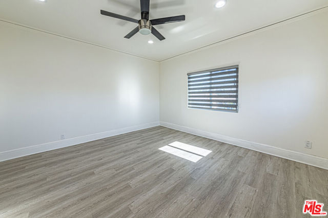 801 N Alexandria Avenue, Los Angeles CA: https://media.crmls.org/mediaz/126eec7f-2e05-4db6-873f-fd4bbbbdce68.jpg