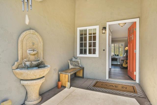 Detail Gallery Image 5 of 35 For 4331 Helix Canyon Dr, La Mesa,  CA 91941 - 3 Beds | 2 Baths