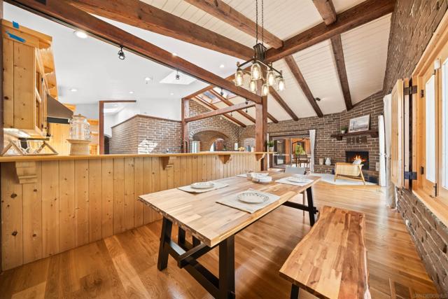 Image 34 of 75 For 1951 Cloverdale Rd