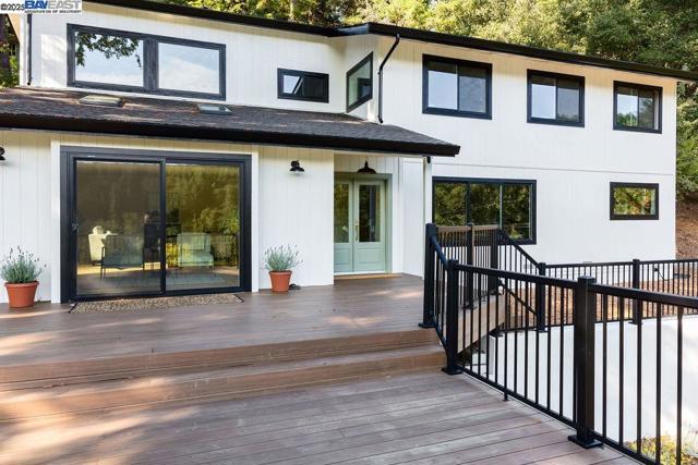 620 Manzanita Ave, Boulder Creek CA: https://media.crmls.org/mediaz/1272eded-c050-43c3-8103-fa5664bfc12c.jpg