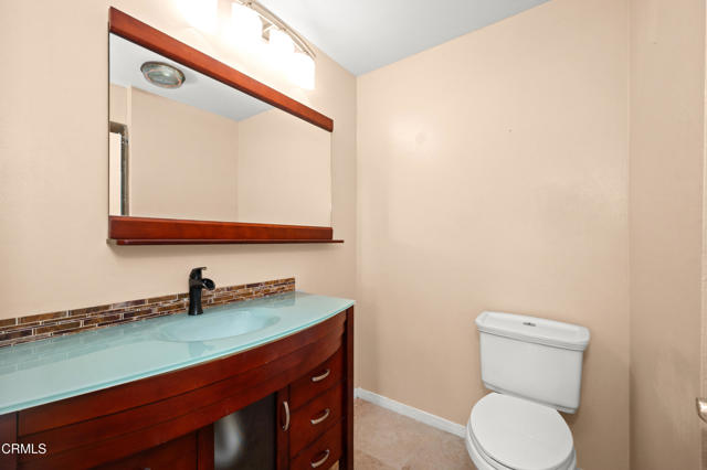 Detail Gallery Image 14 of 32 For 4210 via Arbolada #301,  Los Angeles,  CA 90042 - 2 Beds | 2 Baths