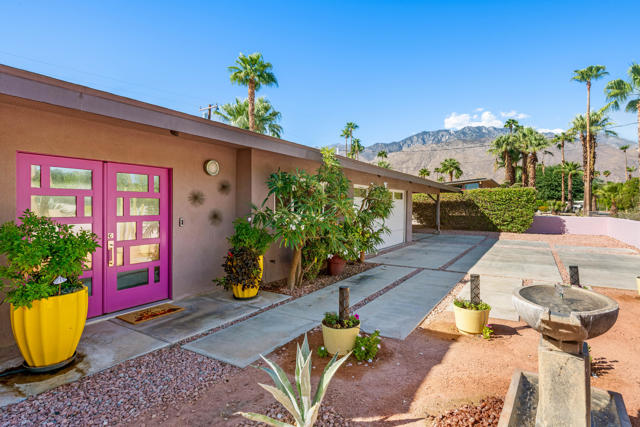 2749 E Livmor Avenue, Palm Springs, CA 92262