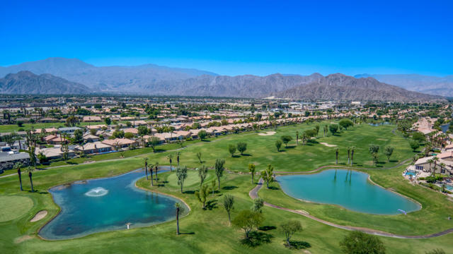 79573 Carmel Valley Avenue, Indio CA: https://media.crmls.org/mediaz/12796b0d-311a-4a7f-bc53-6788896cb8a9.jpg