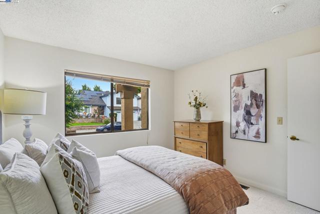 7444 Pecan Court, Pleasanton CA: https://media.crmls.org/mediaz/127c60f4-bac6-4dd2-a8d4-d3c3b4128d6a.jpg