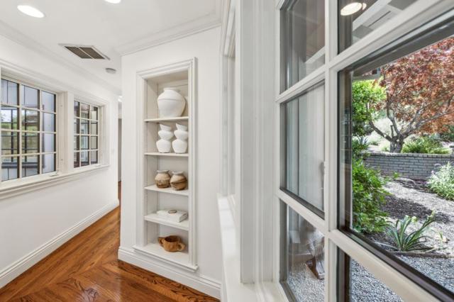 138 Bolivar Lane, Portola Valley CA: https://media.crmls.org/mediaz/127c65ef-324a-472a-b658-76278ded32ed.jpg
