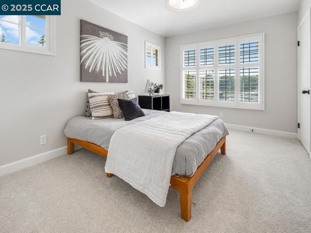 4430 Canyon Way, Martinez CA: https://media.crmls.org/mediaz/127c789d-05c7-4fe6-8526-b093c8876df3.jpg