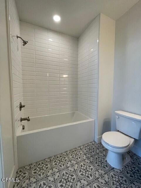 Detail Gallery Image 3 of 27 For 2218 E Main St #303,  Ventura,  CA 93001 - 2 Beds | 2/1 Baths