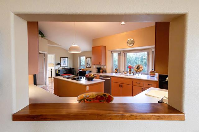 Detail Gallery Image 4 of 30 For 1549 Sandstone Cir, Borrego Springs,  CA 92004 - 3 Beds | 2/1 Baths