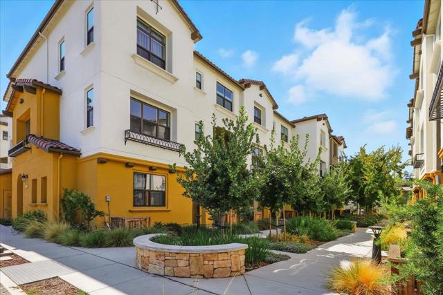 815 Santa Cecilia Terrace, Sunnyvale CA: https://media.crmls.org/mediaz/127e9c89-2707-4256-b29a-e8a5fdbcadb0.jpg