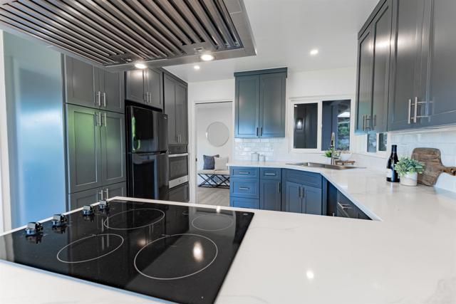 4726 Lorena Place, El Cajon CA: https://media.crmls.org/mediaz/127f1b84-a77f-41fc-ba42-50e85cab43af.jpg