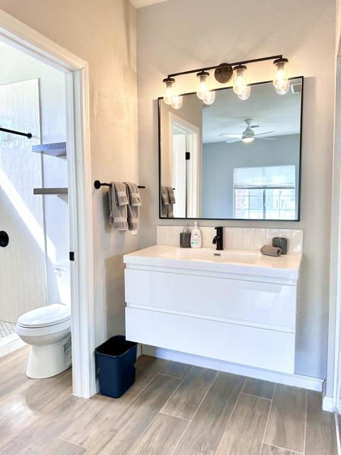 47875 Via Firenze, La Quinta CA: https://media.crmls.org/mediaz/1280e450-cf80-4f2c-b35a-579933170295.jpg