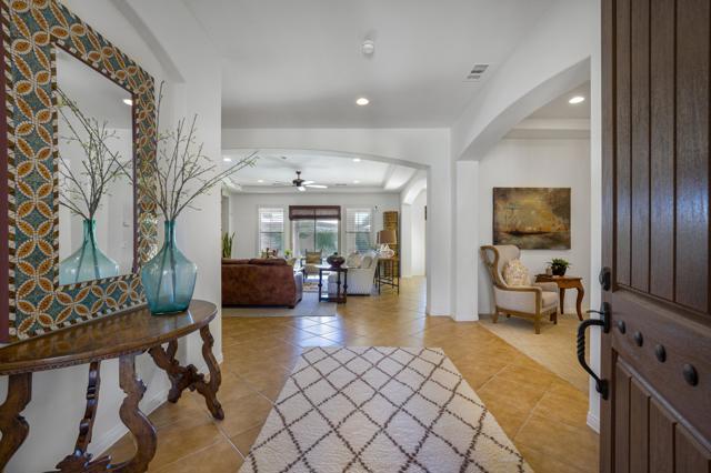 48224 Big Horn Drive, La Quinta CA: https://media.crmls.org/mediaz/1280e7ef-ccf5-4dd4-9022-8379d07ac8cb.jpg