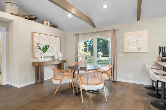 19050 Camino Barco, Saratoga CA: https://media.crmls.org/mediaz/12826cb1-0712-4916-9354-ec5b88842b69.jpg