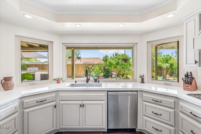 2458 Brookhill Drive, Camarillo CA: https://media.crmls.org/mediaz/1283f1ac-f7f6-4945-9679-b4d03d05e3bb.jpg