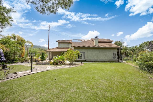 Image 32 of 49 For 457 Silver Shadow Dr