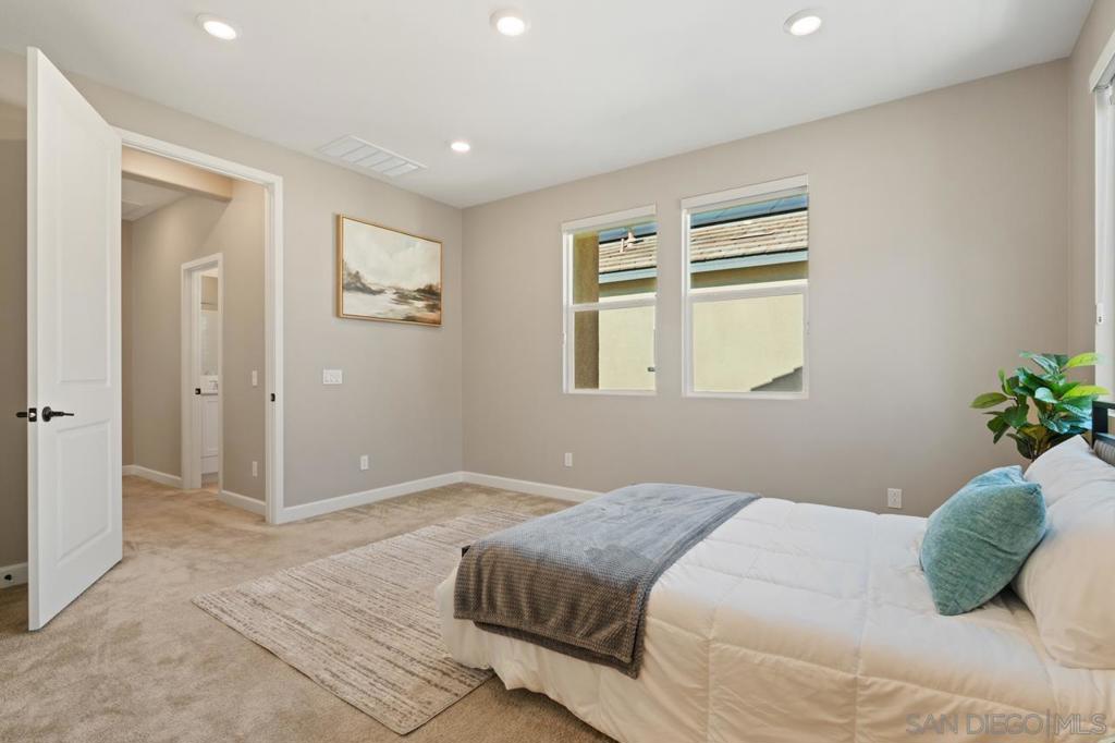 MLS #250042612SD image #25