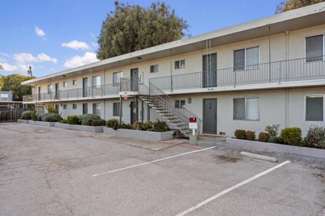 655663 Moorpark Way, Mountain View CA: https://media.crmls.org/mediaz/12883468-4c9e-4052-a84f-6970a94cb7d4.jpg