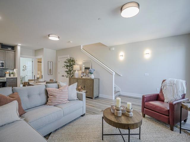 116 Aptos Village Way, Aptos CA: https://media.crmls.org/mediaz/12888f55-0ecf-49a9-bc96-228bfa91b23b.jpg