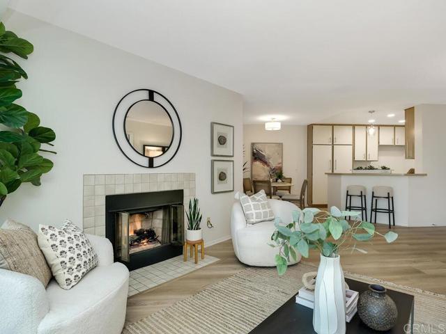 Detail Gallery Image 9 of 32 For 7263 Camino Degrazia #31,  San Diego,  CA 92111 - 2 Beds | 2 Baths