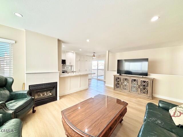 Detail Gallery Image 6 of 22 For 3725 Sunset Ln, Oxnard,  CA 93035 - 3 Beds | 2 Baths