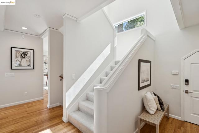Image 32 of 60 For 5980 Harbord Dr