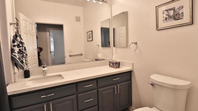 132 Warbler Lane, Brisbane CA: https://media.crmls.org/mediaz/128aecc1-acad-40e1-b8d6-791622f109d4.jpg