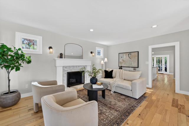 136 Loma Alta Avenue, Los Gatos CA: https://media.crmls.org/mediaz/128b29bd-b9c1-42f9-9d84-0138c576ac3c.jpg