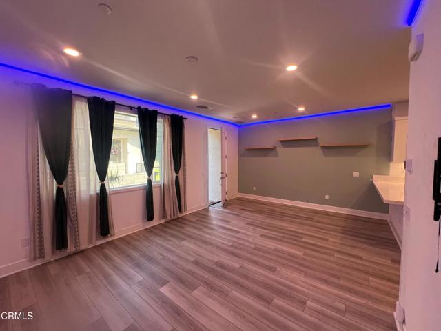 Detail Gallery Image 7 of 34 For 2563 Little Rock Ln, Simi Valley,  CA 93065 - 3 Beds | 2/1 Baths