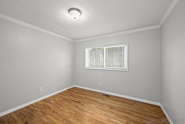 3428 Garrison St, San Diego CA: https://media.crmls.org/mediaz/128b7027-2bbe-43ea-b9e7-b8b5d7f612ee.jpg