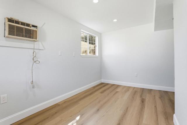 1361 Hillcrest Road, Hollister CA: https://media.crmls.org/mediaz/128bf131-a6ba-44a7-8adf-f71d9598987b.jpg