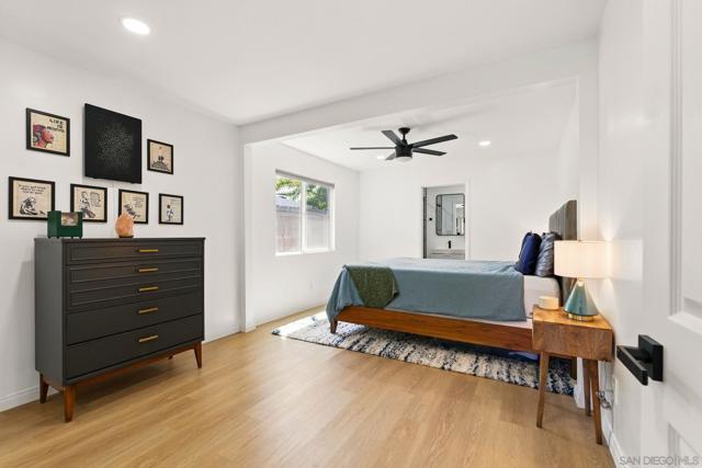 4862 Kesling Ct, San Diego CA: https://media.crmls.org/mediaz/128fb825-8c1b-4f55-afed-e443340dafaf.jpg