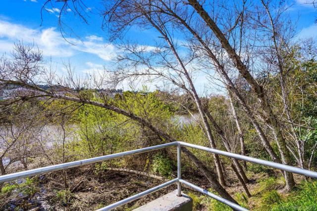 8023 Caminito De Pizza, San Diego CA: https://media.crmls.org/mediaz/12900906-1fc7-4609-9b62-bb7f5adbac84.jpg