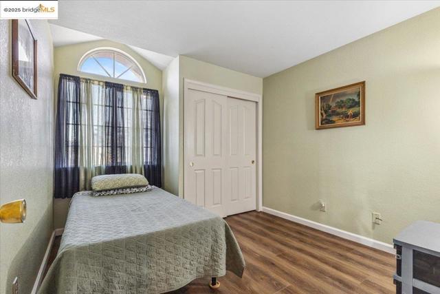 1531 Rutherford Ln, Oakley CA: https://media.crmls.org/mediaz/12900cb7-a1f4-46cc-ac52-3b71963135cd.jpg
