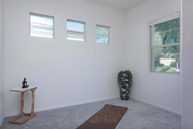 37 Chianti, Rancho Mirage CA: https://media.crmls.org/mediaz/12912523-b72a-4a87-8c71-5e832450e0e7.jpg