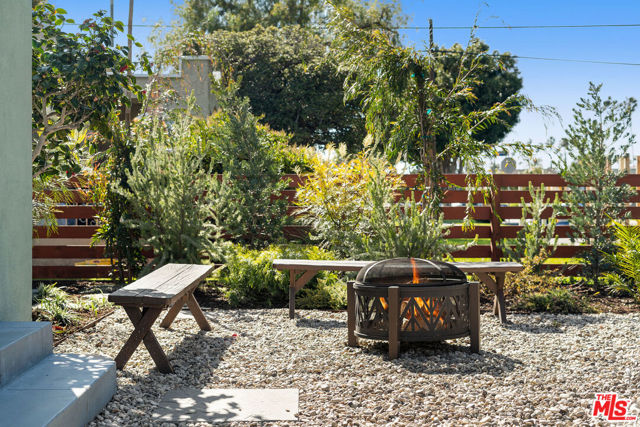 Image 3 for 1860 W 42nd Pl, Los Angeles, CA 90062