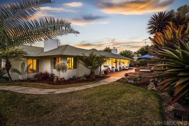 1059 Hymettus Ave, Encinitas CA: https://media.crmls.org/mediaz/1291d900-2649-4a94-86e7-73376b7b55af.jpg