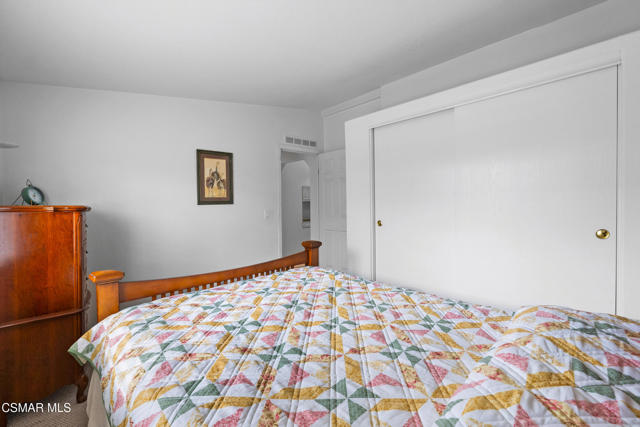 1215 Anchors Way Drive, Ventura CA: https://media.crmls.org/mediaz/1291fee8-9055-48d9-922d-1ab6f6de0cef.jpg