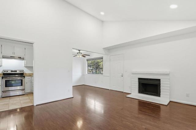 5688 Makati Circle, San Jose CA: https://media.crmls.org/mediaz/12923e10-2a3b-429f-8e9c-51c79ba8d34d.jpg