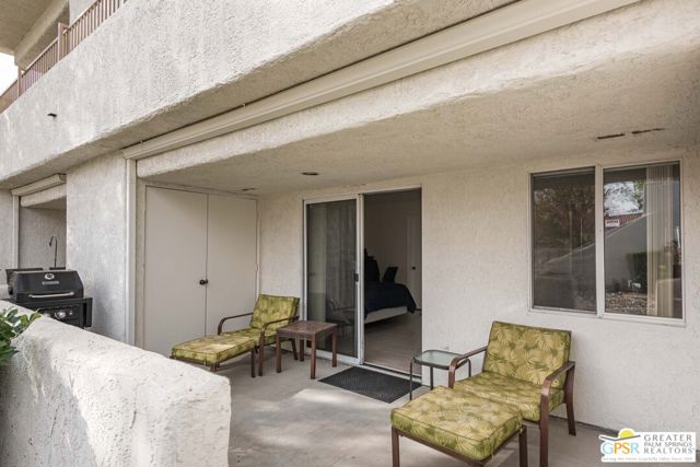 32505 Candlewood Drive, Cathedral City CA: https://media.crmls.org/mediaz/1294b64f-14c5-4369-903c-b3ab49674ff1.jpg